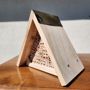 Haba Terra Kids Insect Hotel Bug Motel House Nature Garden Decor Assembled NEW M